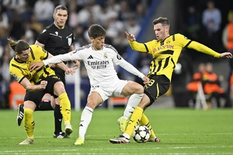تاريخ العظمة: ريال مدريد يهيمن على مواجهاته مع بروسيا دورتموند تاريخ العظمة: ريال مدريد يهيمن على مواجهاته مع بروسيا دورتموند