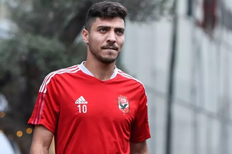 محمد شريف: قرار الانضمام للأهلي وسط منافسة عروض محلية ودولية محمد شريف: قرار الانضمام للأهلي وسط منافسة عروض محلية ودولية
