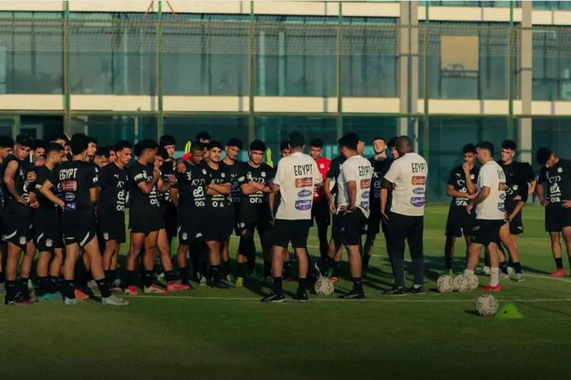منتخب مصر للشباب يبدأ تدريباته استعدادًا لوديتي الكويت بحضور أحمد حسن والحضري منتخب مصر للشباب يبدأ تدريباته استعدادًا لوديتي الكويت بحضور أحمد حسن والحضري